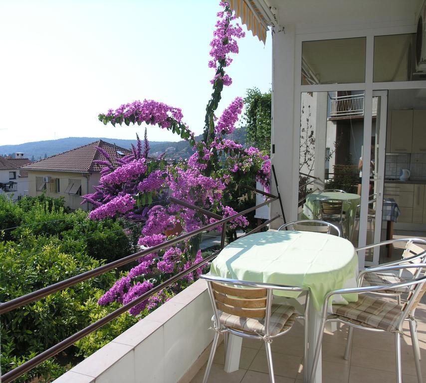 Apartments Rubinic Jelsa  Chambre photo